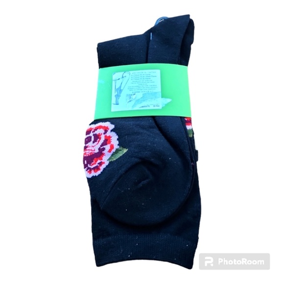 NWT ♠️gorgeous Kate Spade Crew socks♠️ - Picture 2 of 4